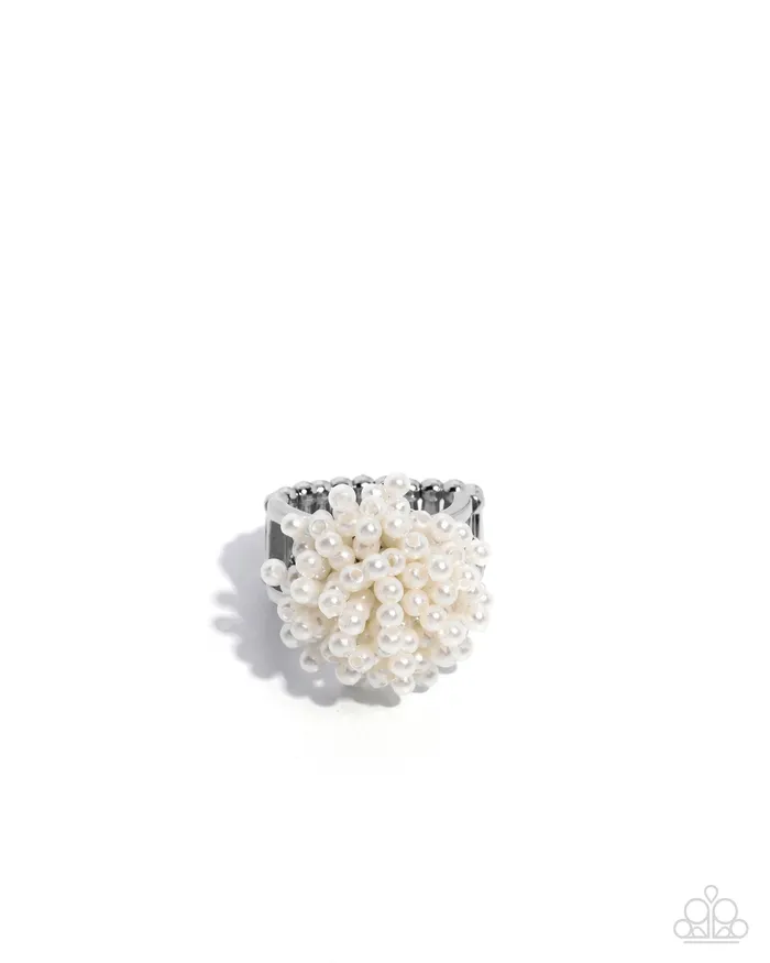 Paparazzi Accessories Rings Paparazzi Never Ending Style White Ring