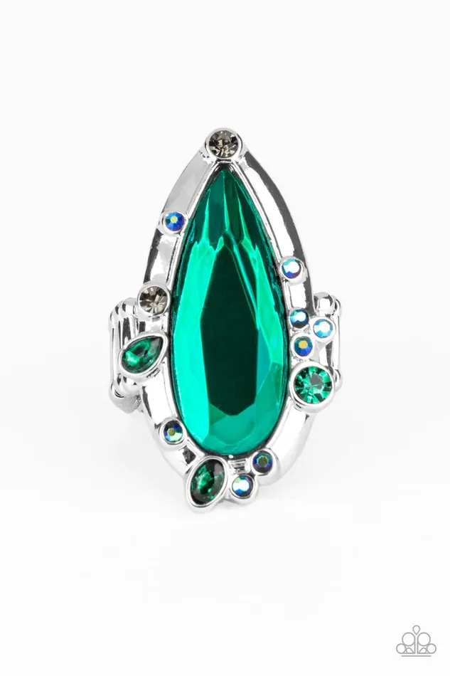 Rings A Finishing Touch Jewelry Paparazzi Sparkle Smitten Green Ring