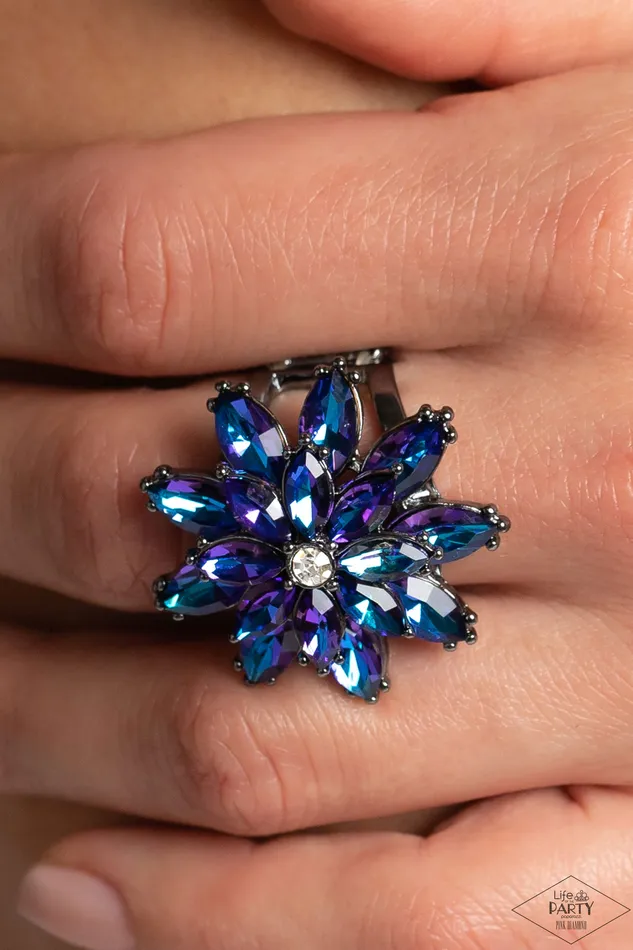 Am I GLEAMing Multi Blue Iridescent Gunmetal Flower Ring Paparazzi Paparazzi Accessories Rings