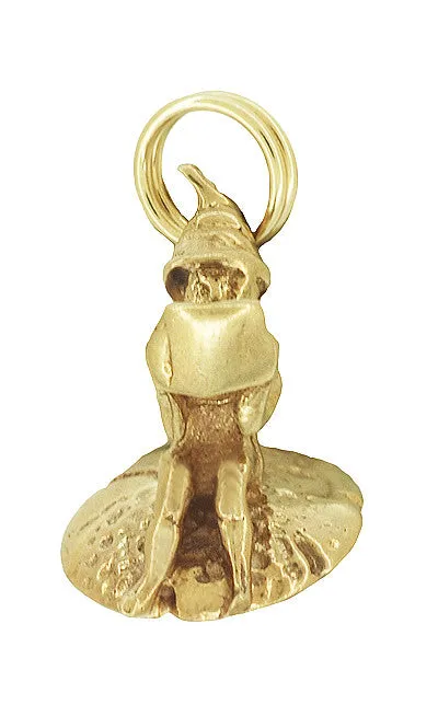 Antique Jewelry Mall Earrings Little Gnome on a Mushroom Charm in 14 Karat Gold Yellow or White Gold Antique Jewelry Mall Earrings Little Gnome on a Mushroom Charm in 14 Karat Gold Yellow or White Gold
