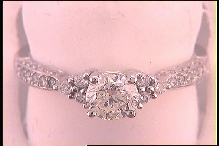 GND Rings 1 CtDia 34CtCrd Engagement Ring