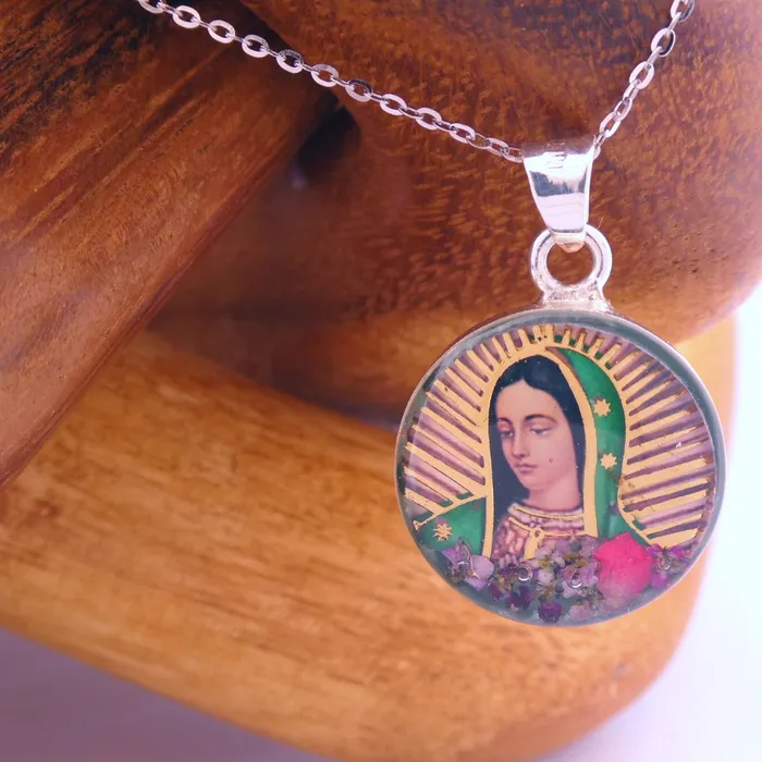 Necklaces MEXICO Our Lady of Guadalupe Mini Round Pendant w Pressed Flowers 18inch