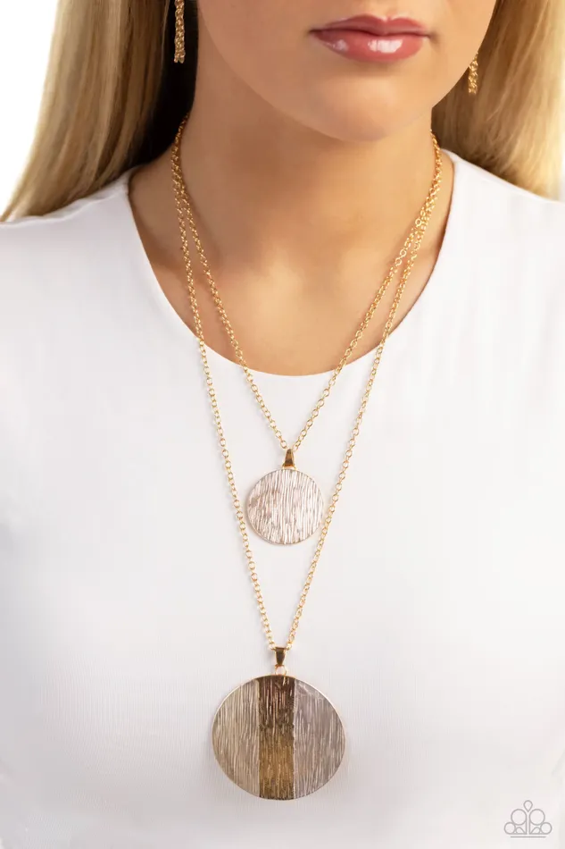 Necklaces Striped Style White Painted Gold Disc Layered Necklace Paparazzi Paparazzi Accessories