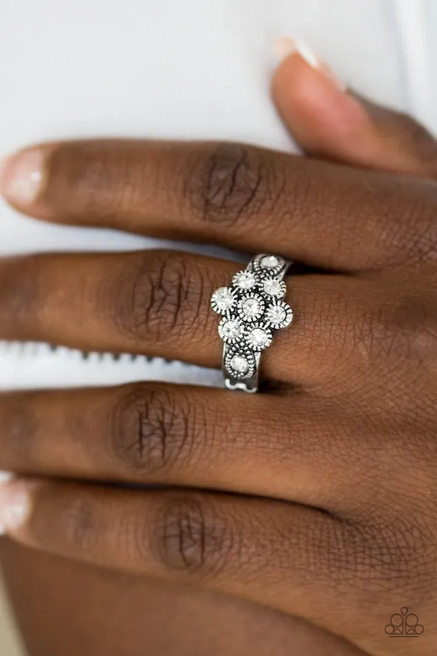 Paparazzi Accessories Paparazzi Garland Glamour White Silver Rhinestone Ring Rings Paparazzi Accessories Paparazzi Garland Glamour White Silver Rhinestone Ring Rings