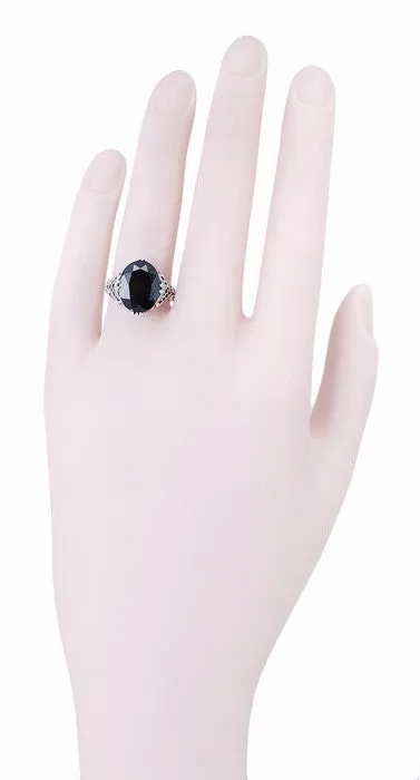 Rings Antique Jewelry Mall Gothic Filigree Black Onyx Claw Ring in Sterling Silver Art Deco Engraved Rings Antique Jewelry Mall Gothic Filigree Black Onyx Claw Ring in Sterling Silver Art Deco Engraved