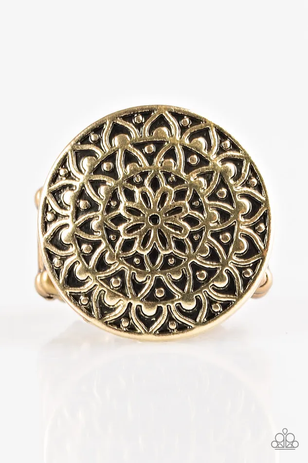 Rings Paparazzi Accessories Paparazzi Petal Mantra Brass Round Floral Ring
