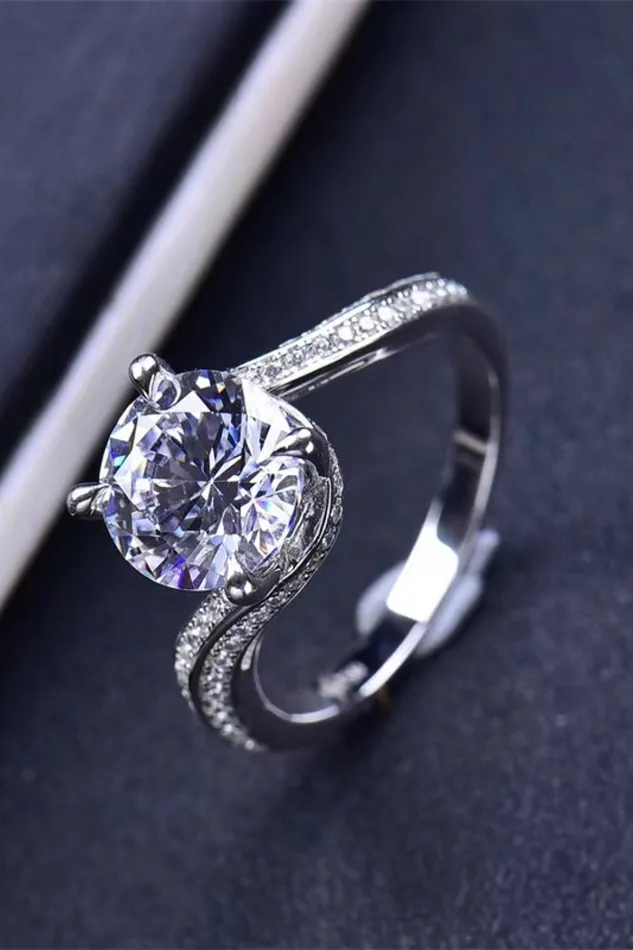 Rings Trendsi Keep Your Eyes On Me 3 Carat Moissanite Ring