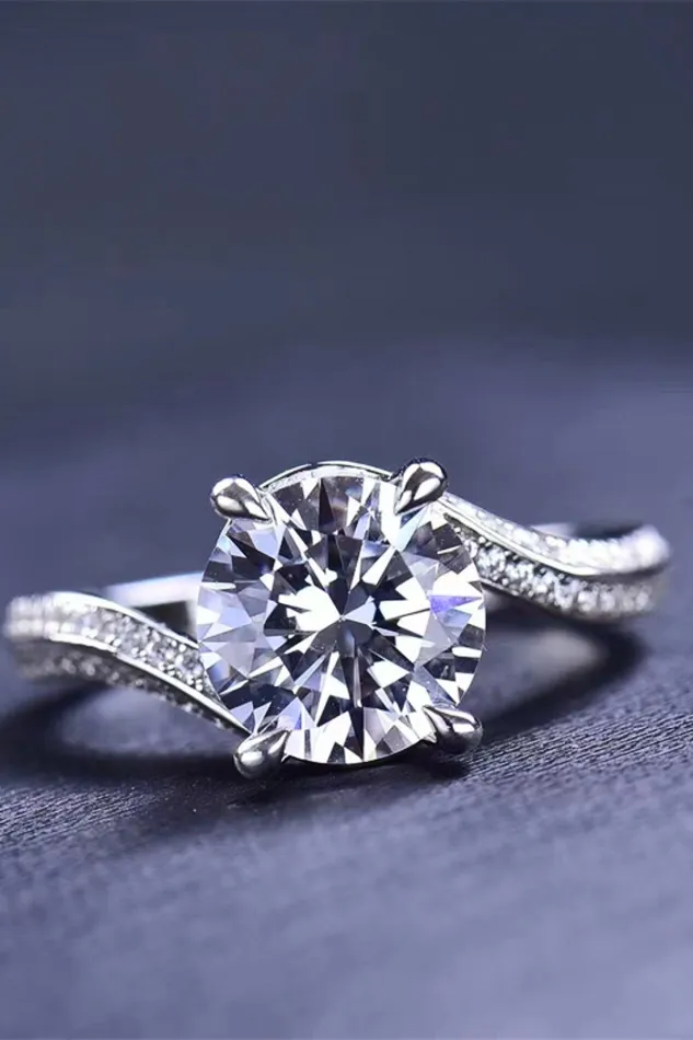 Rings Trendsi Keep Your Eyes On Me 3 Carat Moissanite Ring