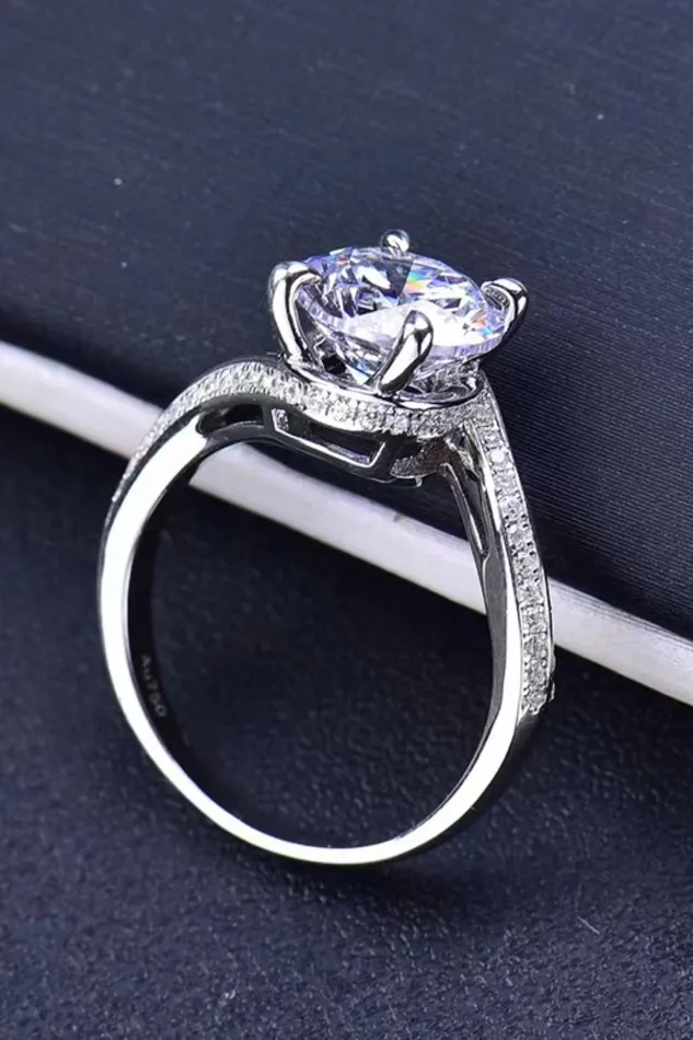 Rings Trendsi Keep Your Eyes On Me 3 Carat Moissanite Ring