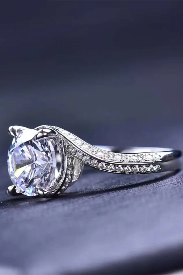 Rings Trendsi Keep Your Eyes On Me 3 Carat Moissanite Ring