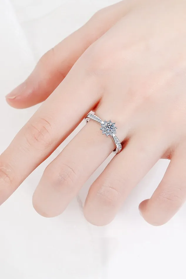 Trendsi Rings Moissanite RhodiumPlated Snowflake Ring