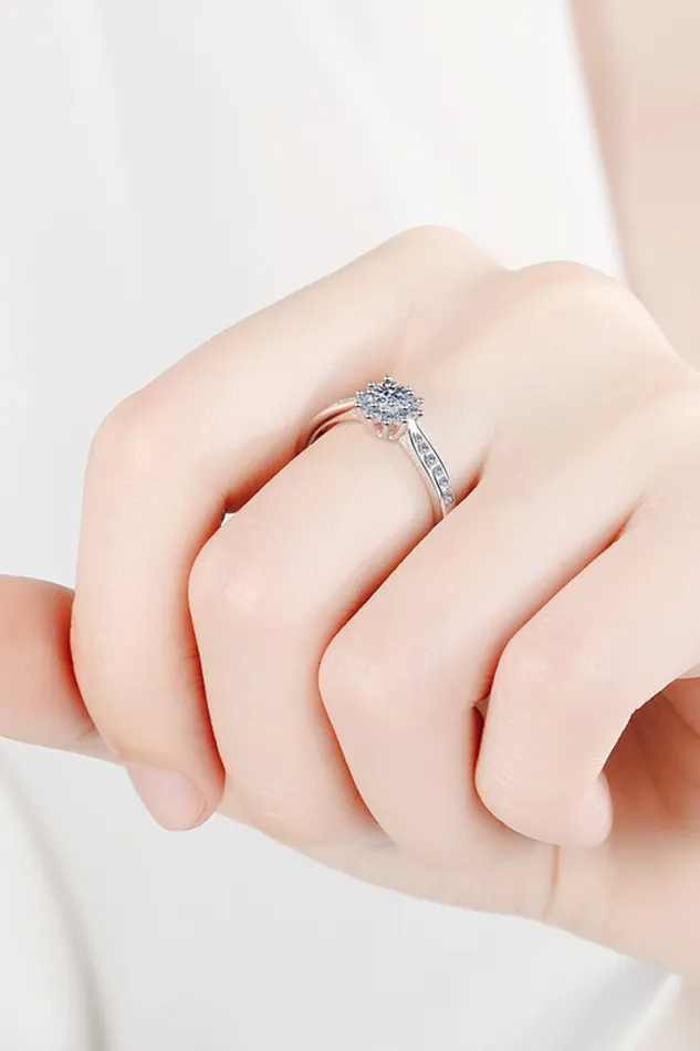 Trendsi Rings Moissanite RhodiumPlated Snowflake Ring