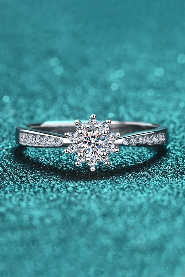 Trendsi Rings Moissanite RhodiumPlated Snowflake Ring