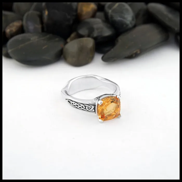 Walker Metalsmiths Rings Euro Shank Citrine Ring