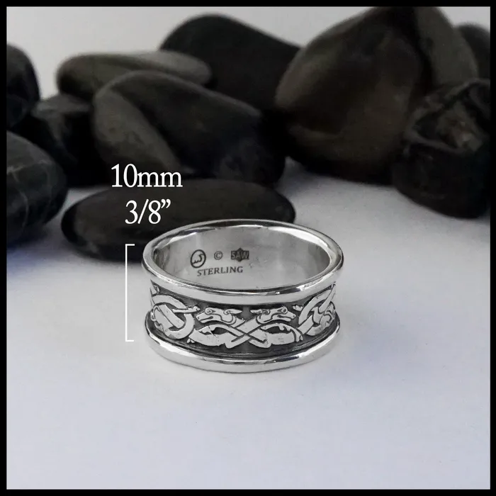 Walker Metalsmiths Rings Gold Double Dogs Band