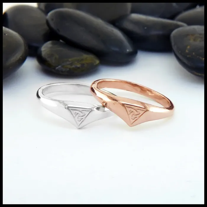 Walker Metalsmiths Rings Gold Trinity Knot Ring